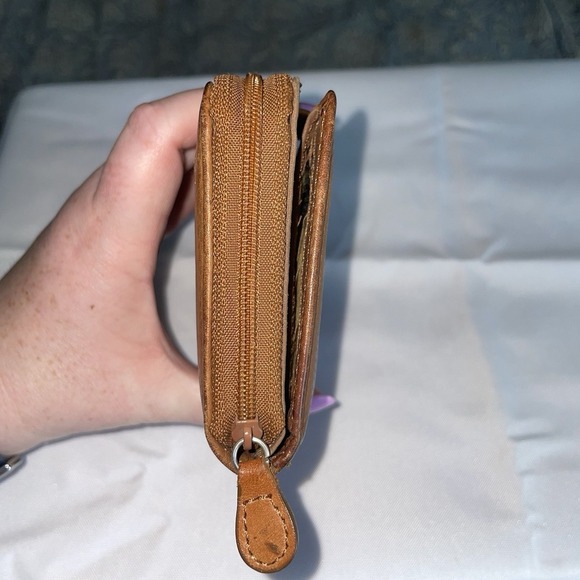 Fossil Caramel Brown Soft Pebbled Leather Wallet Zip & Snap Closure ID Holder - Picture 12 of 16